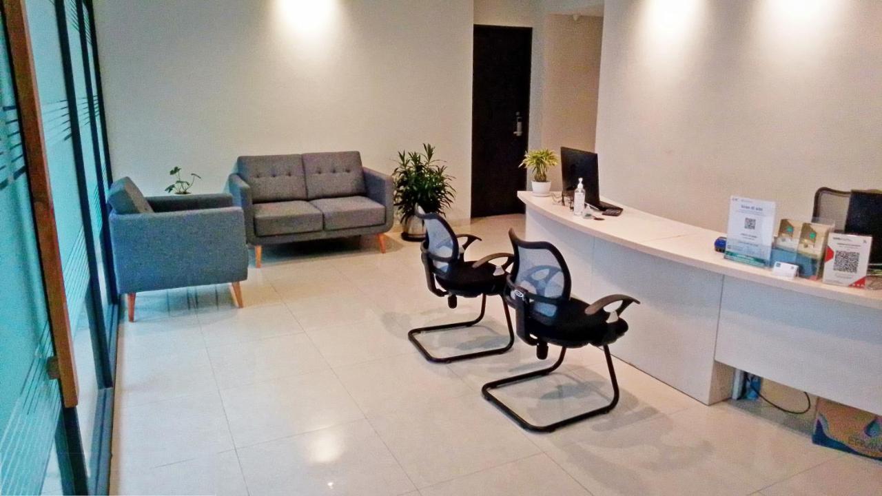 LeGreen Suite Sudirman Jakarta Buitenkant foto